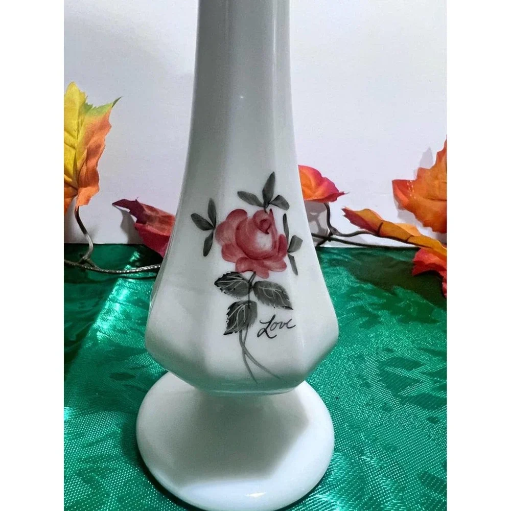 Vintage Fenton Hand Painted Love Rose Bud Vase 9056-LW Signed